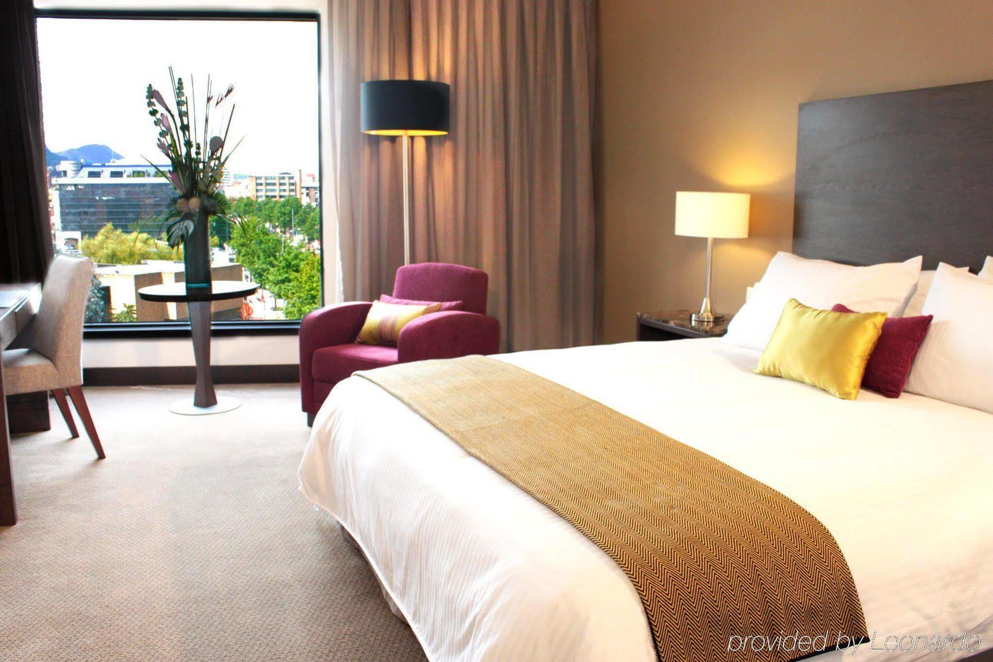 Hotel Morrison Usaquen Bogotá Zewnętrze zdjęcie A room at the hotel